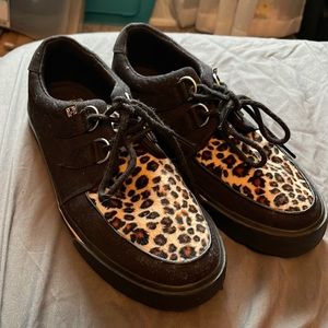 Tux Black & Leopard Vegan Sneaker